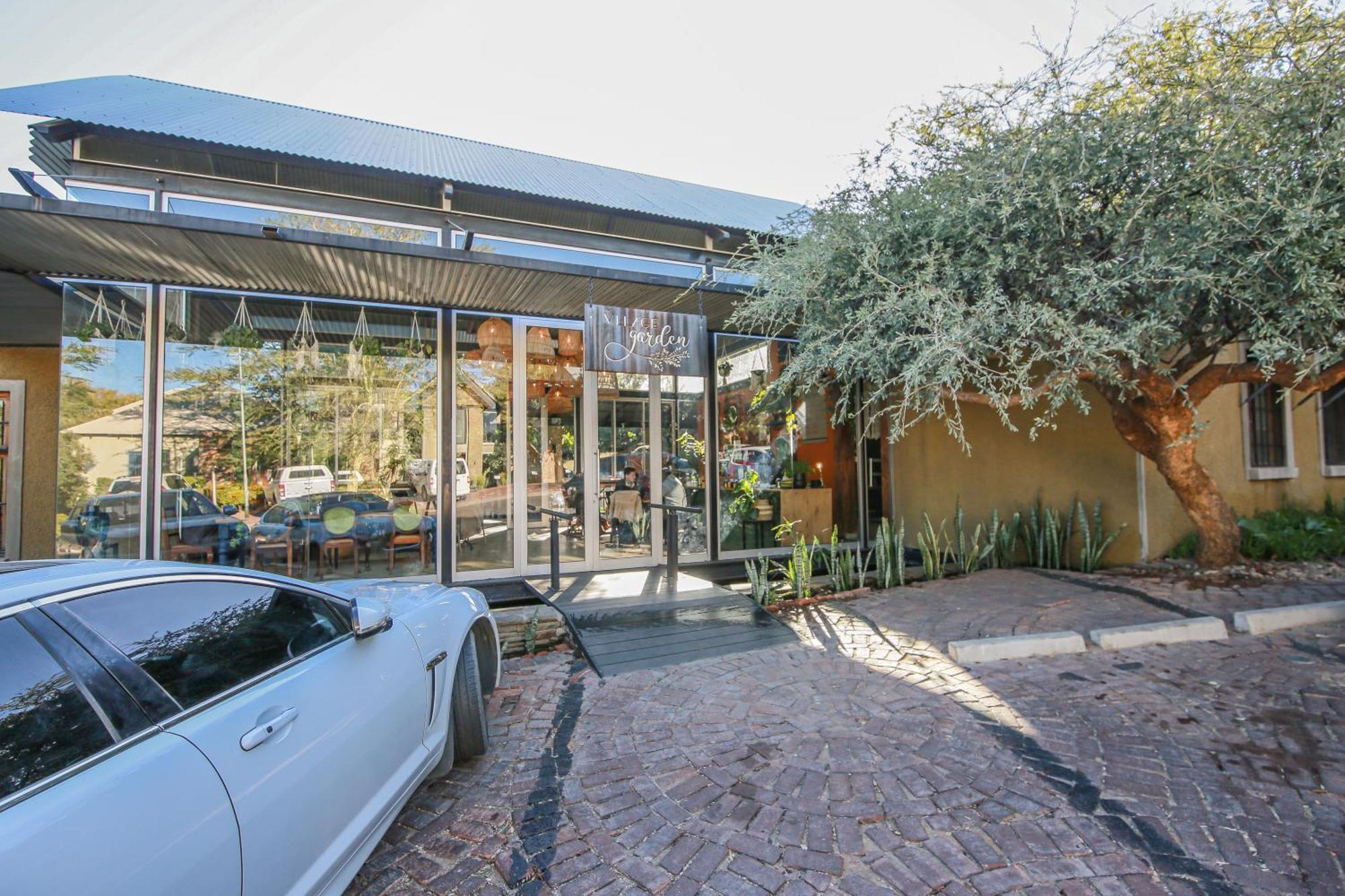 Suite 9 The Village Windhoek Esterno foto