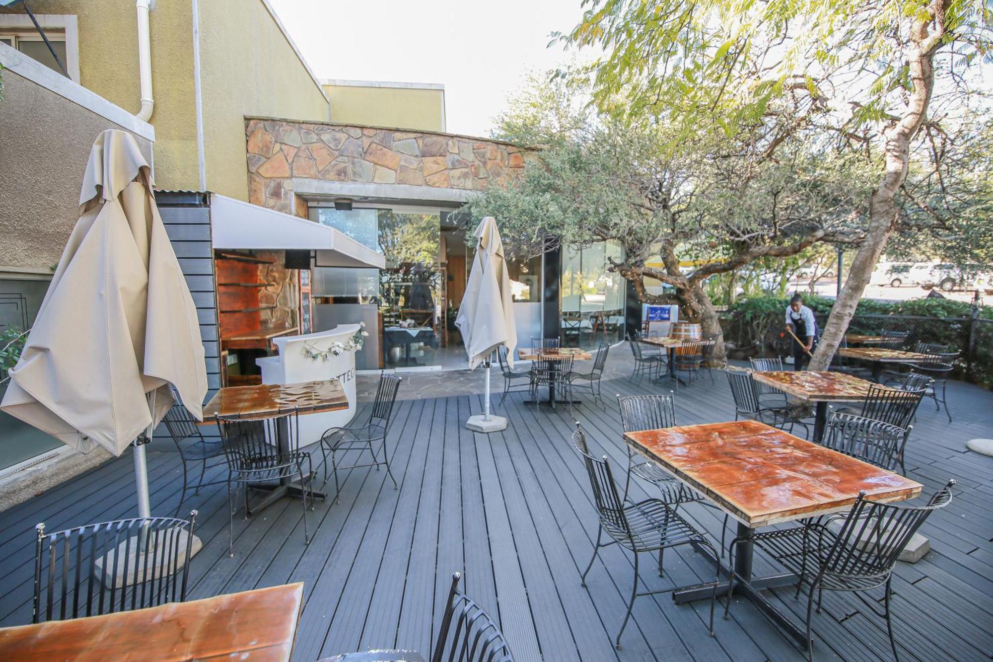 Suite 9 The Village Windhoek Esterno foto