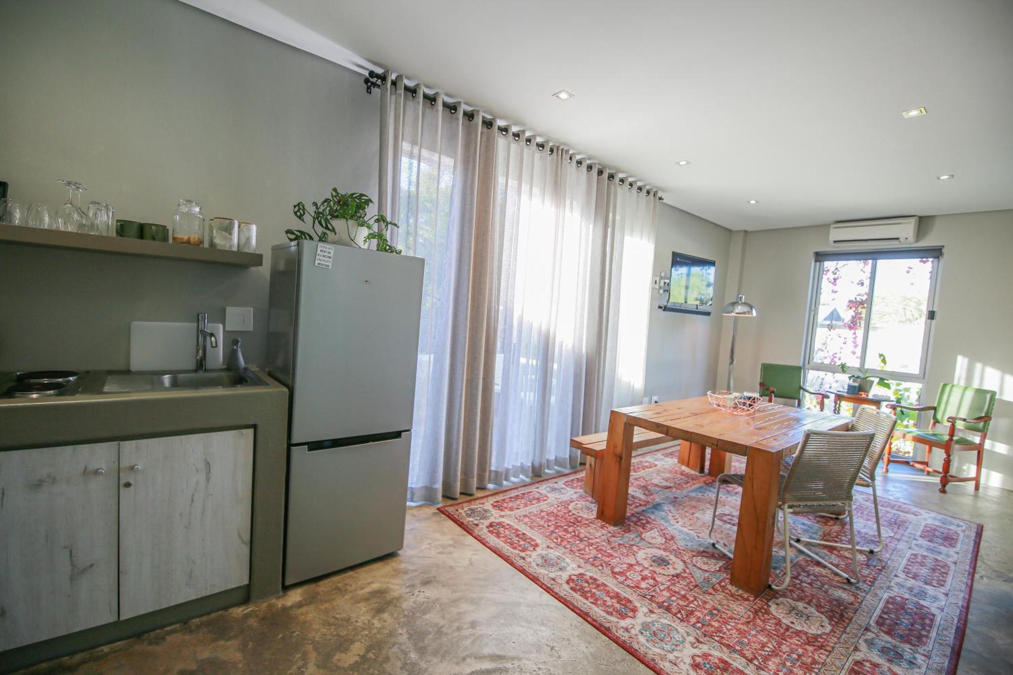 Suite 9 The Village Windhoek Esterno foto